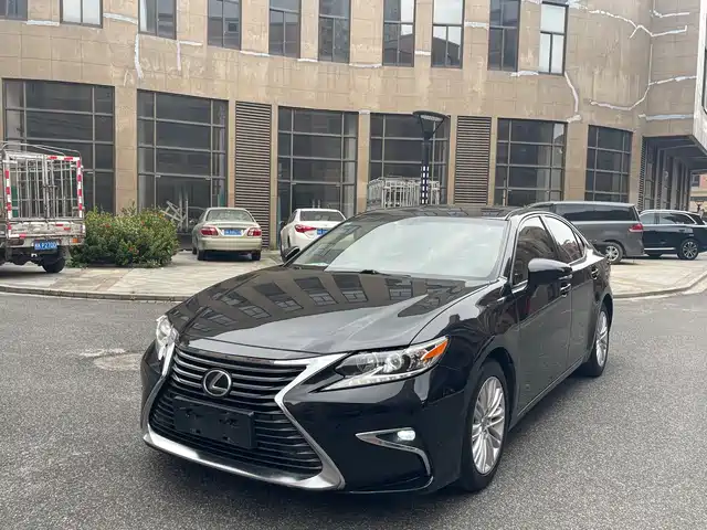Lexus Lexus Es Lexus Es 2015 200 Elite Edition — фото