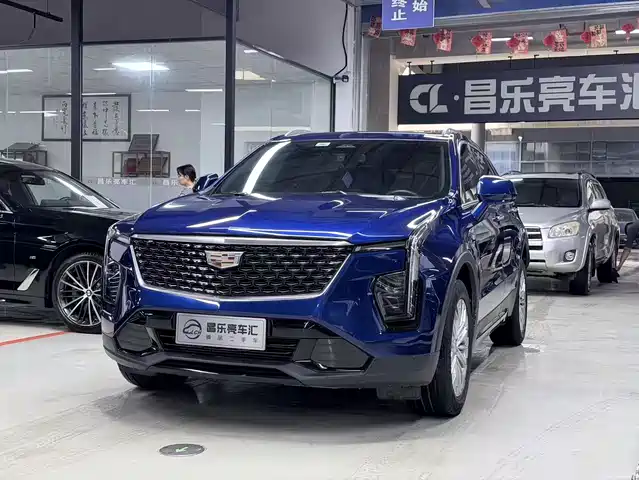 Cadillac Cadillac Xt4 Cadillac Xt4 2024 28t Two-Wheel Drive Luxury Model — фото