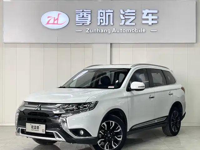 Mitsubishi Outlander Outlander 2019 2.4l Four-Wheel Drive Exclusive Version, 5 Seats, National Vi — фото