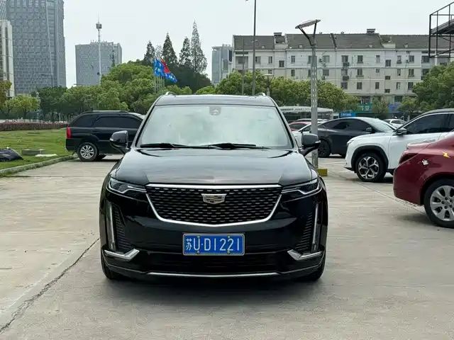 Cadillac Cadillac Xt6 Cadillac Xt6 2021 2.0t Seven-Seat Four-Wheel Drive Stylish Model — фото