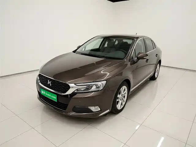 Ds Ds 5ls Ds 5ls 2014 1.8l Elegant Version Vti140 — фото