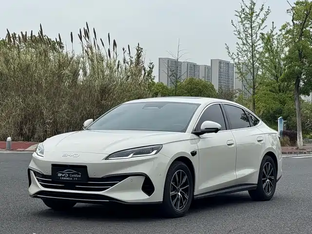 Byd Seal 06 New Energy Seal 06 New Energy 2025 Dm-I Smart Driving Edition 120km Exclusive Type — фото