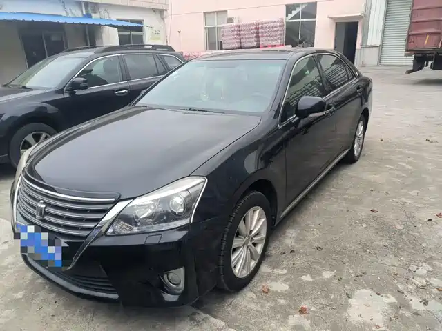 Toyota Crown Crown 2012 2.5l Royal Leather Edition — фото