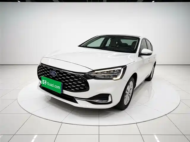 Ford Fox Focus 2021 Sedan Ecoboost 180 Automatic Neochaedge — фото