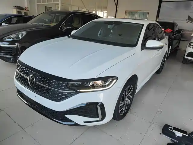 Volkswagen Lavida Lavida 2023 Facelift 1.5l Automatic Starry Sky 5 Million Version — фото