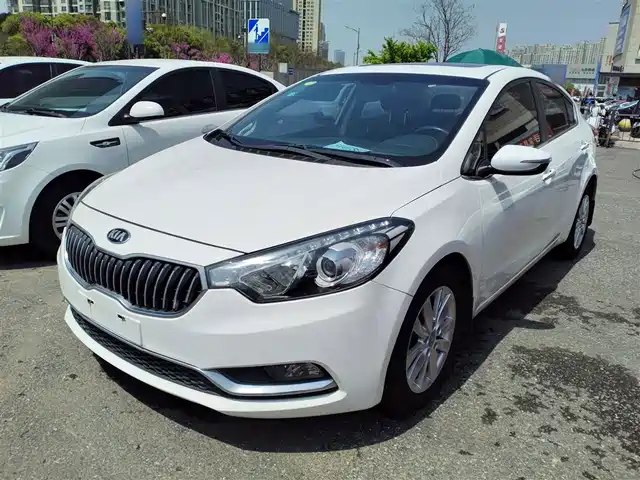 Kia Kia K3 Kia K3 2013 1.6l Automatic Gls — фото