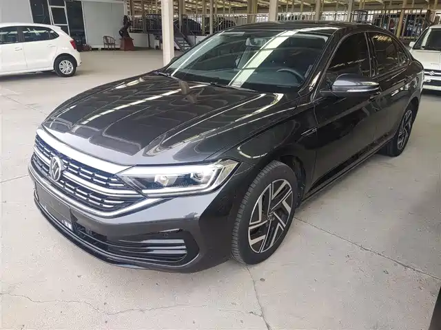 Volkswagen Sagitar Sagitar 2023 280tsi Dsg Surpasses Lite Version — фото