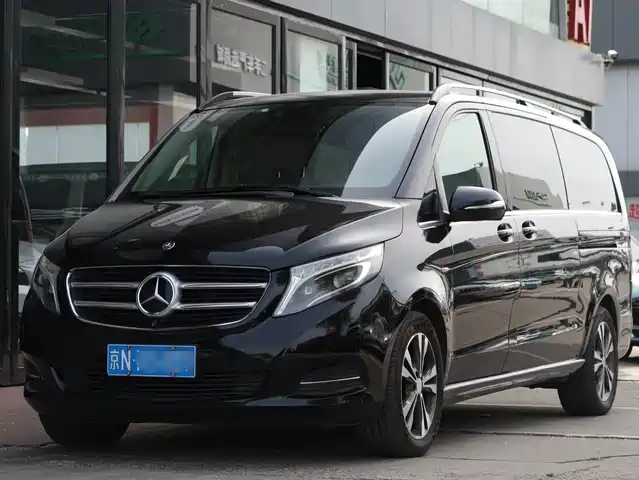 Mercedes-Benz Mercedes Benz V Class Mercedes-Benz V-Class 2016 V 260 L Premium Extended Edition — фото
