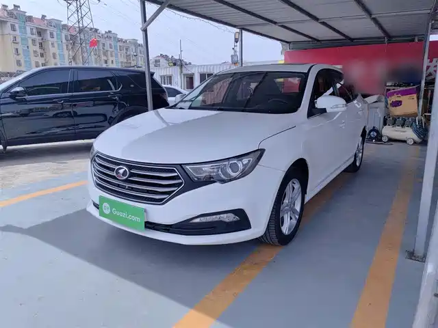 Galloping Pentium B30 Pentium B30 2016 1.6l Automatic Luxury Model — фото