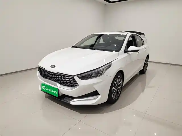Kia Kia K3 Kia K3 2020 1.5l Cvt Cutting-Edge Sunroof Version — фото