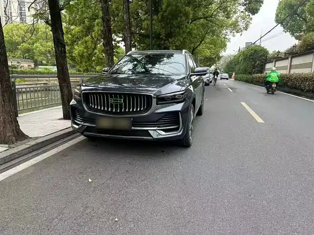 Geely Automobile Xingyue L Xingyue L 2024 2.0td Dct Evo Two-Wheel Drive Changfeng Version — фото
