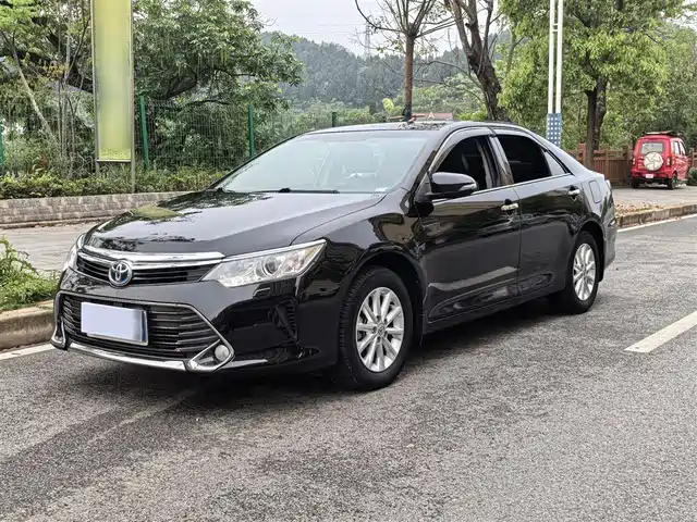 Toyota Camry Camry 2016 Dual Engine 2.5hg 10th Anniversary Deluxe Navigation Edition — фото