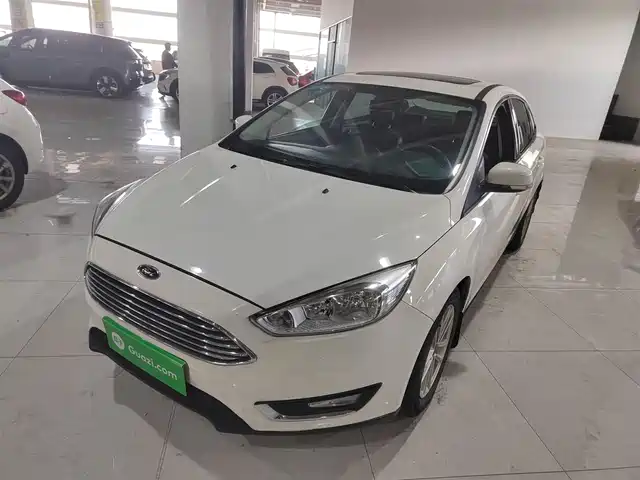Ford Fox Focus 2017 Sedan 1.6l Manual Stylish Smart Mobility Version — фото