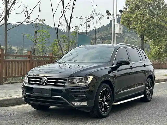 Volkswagen Tiguan L Tiguan L 2021 330tsi Automatic Two-Wheel Drive Smart Version