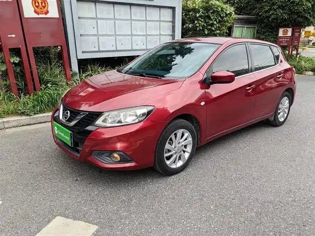Nissan Tiida Tiida 2016 1.6l Cvt Cool Version