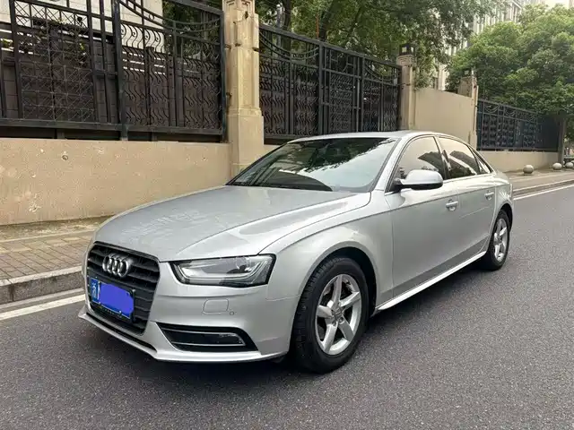 Audi Audi A4l Audi A4l 2013 35 Tfsi Automatic Standard — фото