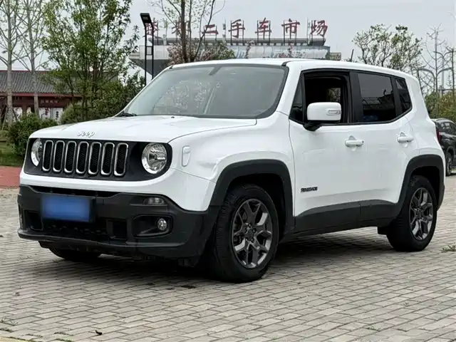 Jeep Freeman Liberty 2018 Internet Large Screen Version 180t Automatic Kinetic Version+