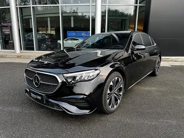 Mercedes-Benz Mercedes-Benz E-Class Mercedes-Benz E300l/2.0t/24 Models/Modified, Fashionable And Sporty — фото