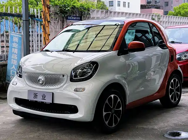 Smart Smart Fortwo Smart Fortwo 2015 1.0l 52kw Hardtop Passion Version — фото