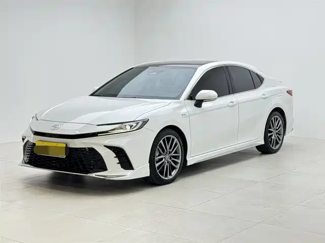 Toyota Camry Camry 2024 Dual Engine 2.0hxs Sports Plus Edition — фото