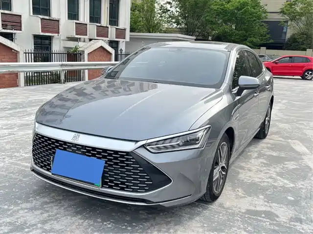 Byd Qin Plus Qin Plus 2021 Dm-I 55km Premium Model