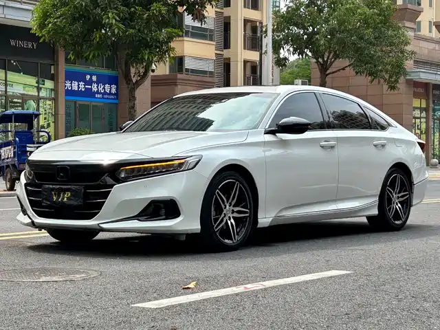 Honda Accord Accord 2022 260turbo Magic Night Premium Edition — фото