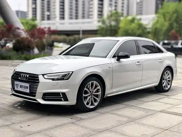 Audi Audi A4l Audi A4l 2018 30th Anniversary Model 45 Tfsi Quattro Personalized Sports Version
