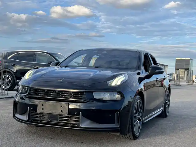 Lynk & Co Lynk & Co 03 Lynk & Co 03 2021 1.5td Dct Pro