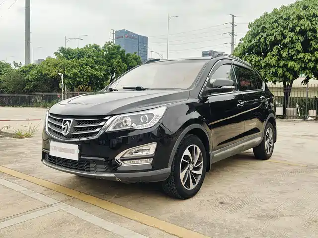 Baojun Baojun 560 Baojun 560 2016 1.5t Manual Luxury Model
