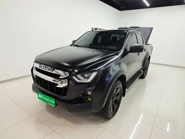 Isuzu D-Max D-MAX 2021 1.9T automatic four-wheel drive diesel Global aggressive RZ4E — фото
