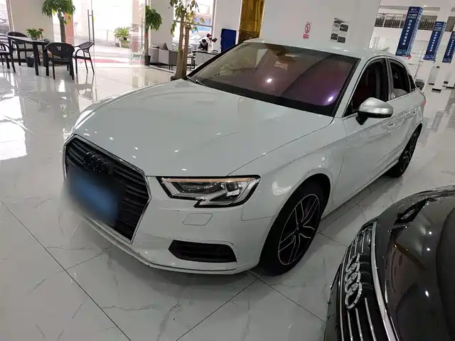 Audi Audi A3 Audi A3 2018 30th Anniversary Limousine 35 Tfsi Enterprising