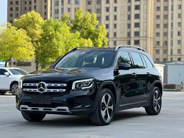 Mercedes-Benz Mercedes-Benz Glb Mercedes-Benz Glb 2022 Glb 200 Fashion Model