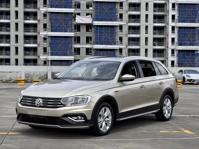 Volkswagen C-Trek Weiling C-Trek Weiling 2017 230tsi Dsg Comfort Model