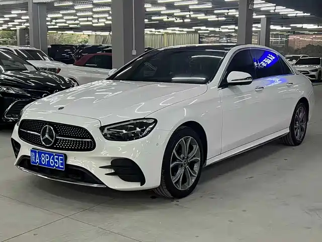 Mercedes-Benz Mercedes-Benz E-Class Mercedes-Benz E-Class 2021 E 300 L Sporty And Fashionable — фото