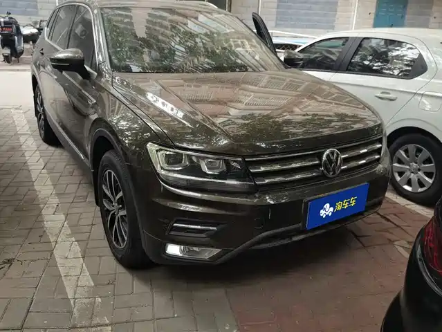 Volkswagen Tiguan L Tiguan L 2017 330tsi Automatic Two-Wheel Drive Luxury Version — фото