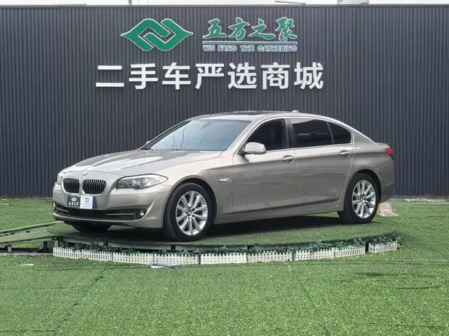 Bmw Bmw 5 Series Bmw 5 Series 2012 535li Leading Model — фото