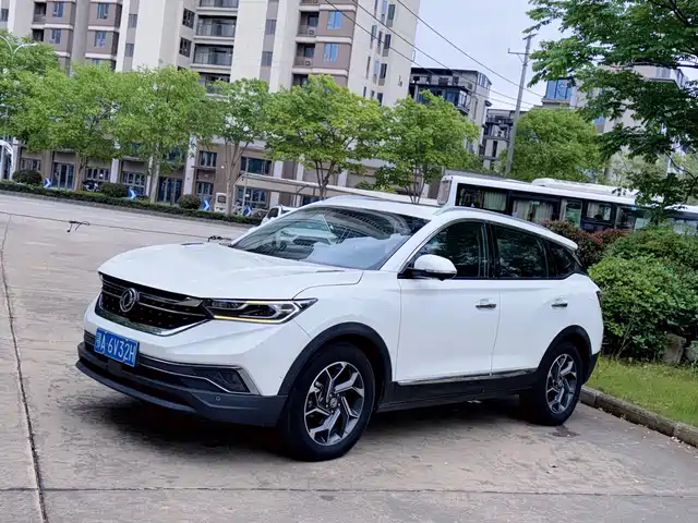 Dongfeng Fengshen Dongfeng Fengshen Ax7 Dongfeng Fengshen Ax7 2020 1.6t Automatic Ai Flagship Model National Vi