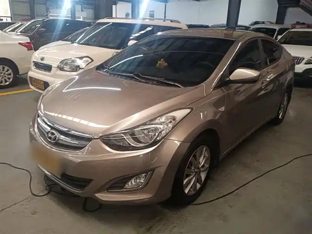 Hyundai Langdong Langdong 2012 1.6l Automatic Fashion Model — фото