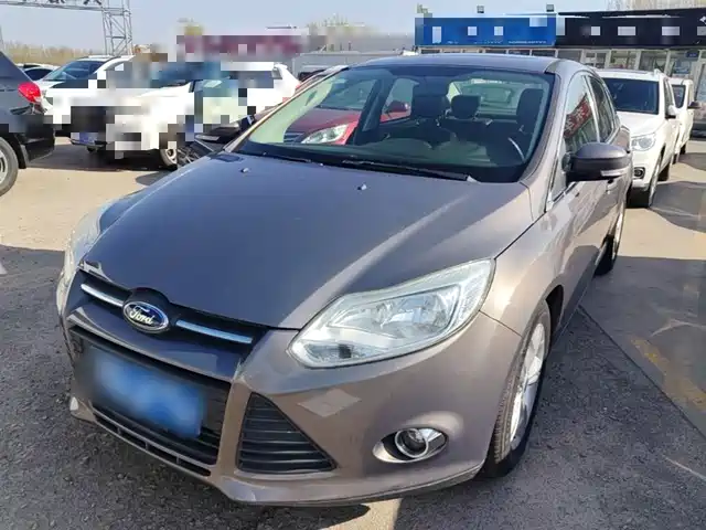 Ford Fox Focus 2012 Sedan 1.6l Manual Style