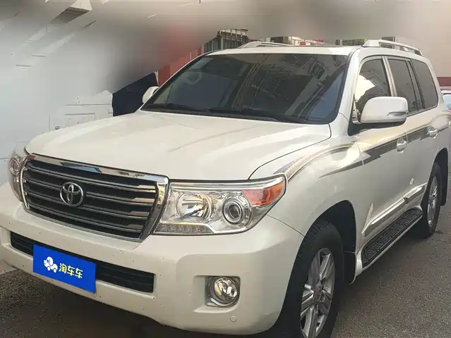 Toyota Land Cruiser (Imported) Land Cruiser (Imported) 2015 4.6l V8 Middle East Limited Edition