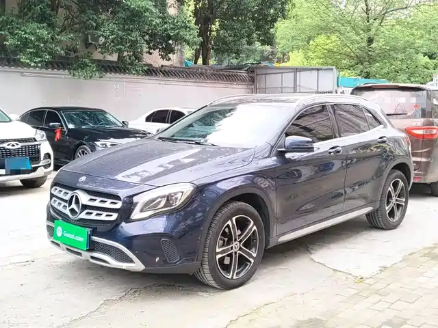 Mercedes-Benz Mercedes-Benz Gla Mercedes-Benz Gla 2018 Gla 200 Fashion Model — фото