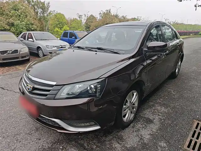 Geely Automobile Emgrand Emgrand 2015 Sedan 1.5l Cvt Upward Version — фото