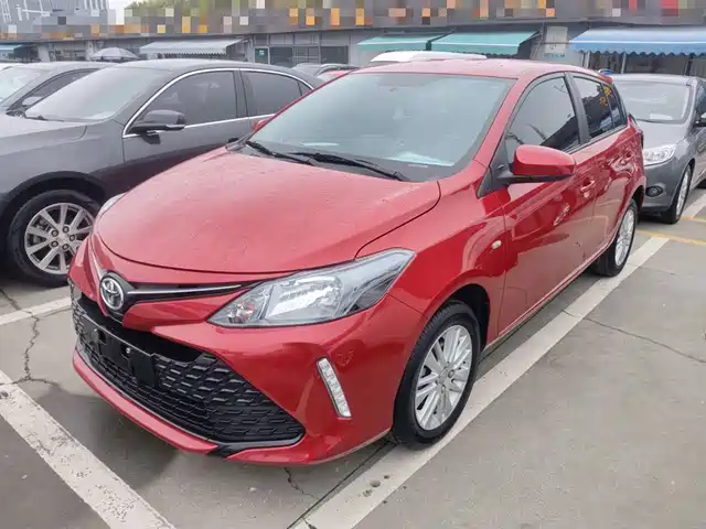 Toyota Vios Fs Vios Fs 2017 1.5l Cvt Fenchi Edition — фото