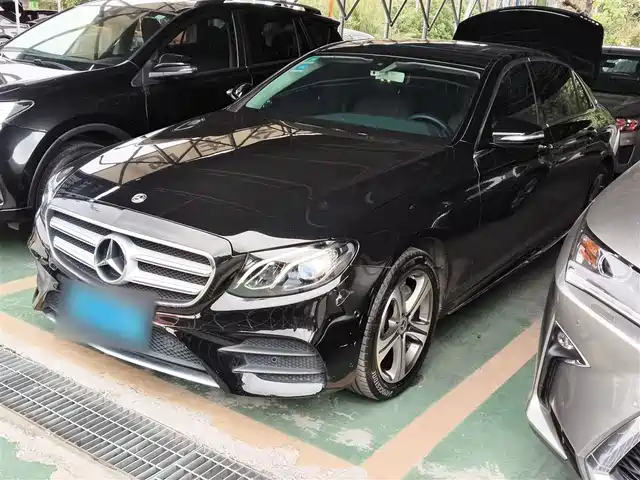 Mercedes-Benz Mercedes-Benz E-Class Mercedes-Benz E-Class 2019 E 260 L Sports — фото