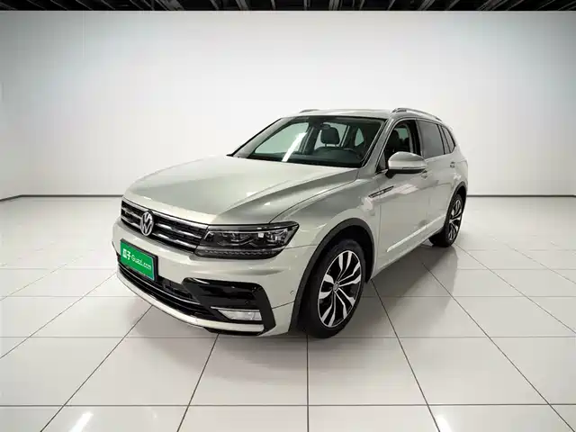 Volkswagen Tiguan L Tiguan L 2021 330tsi Automatic Two-Wheel Drive R-Line Flagship Version — фото