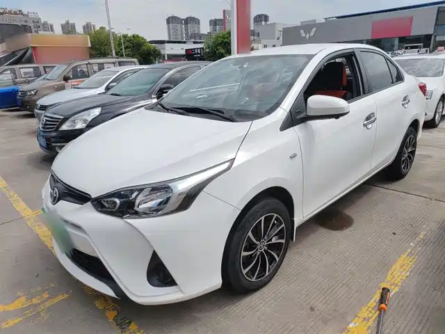Toyota Yaris L Enjoy Yaris L 2019 1.5e Cvt Charming Edition National Vi — фото