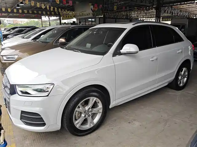 Audi Audi Q3 Audi Q3 2016 30 Tfsi Fashion Model — фото