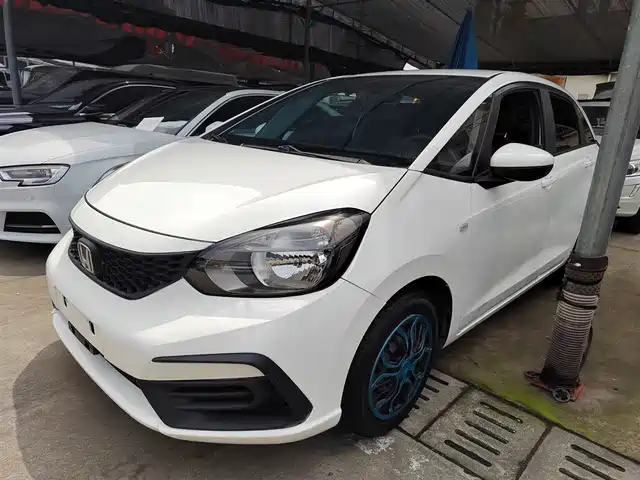 Honda Fit Fit 2021 1.5l Cvt Trendy Edition — фото