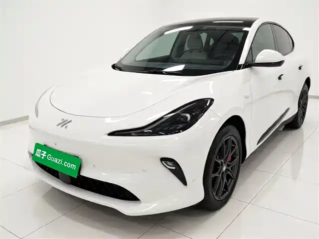 Zhiji Automobile Zhiji Ls6 Zhiji Ls6 2025 Smart Lizard Driving Edition — фото