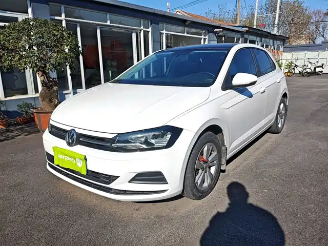 Volkswagen Polo Polo 2019 Plus 1.5l Automatic Panoramic Enjoyment Edition — фото